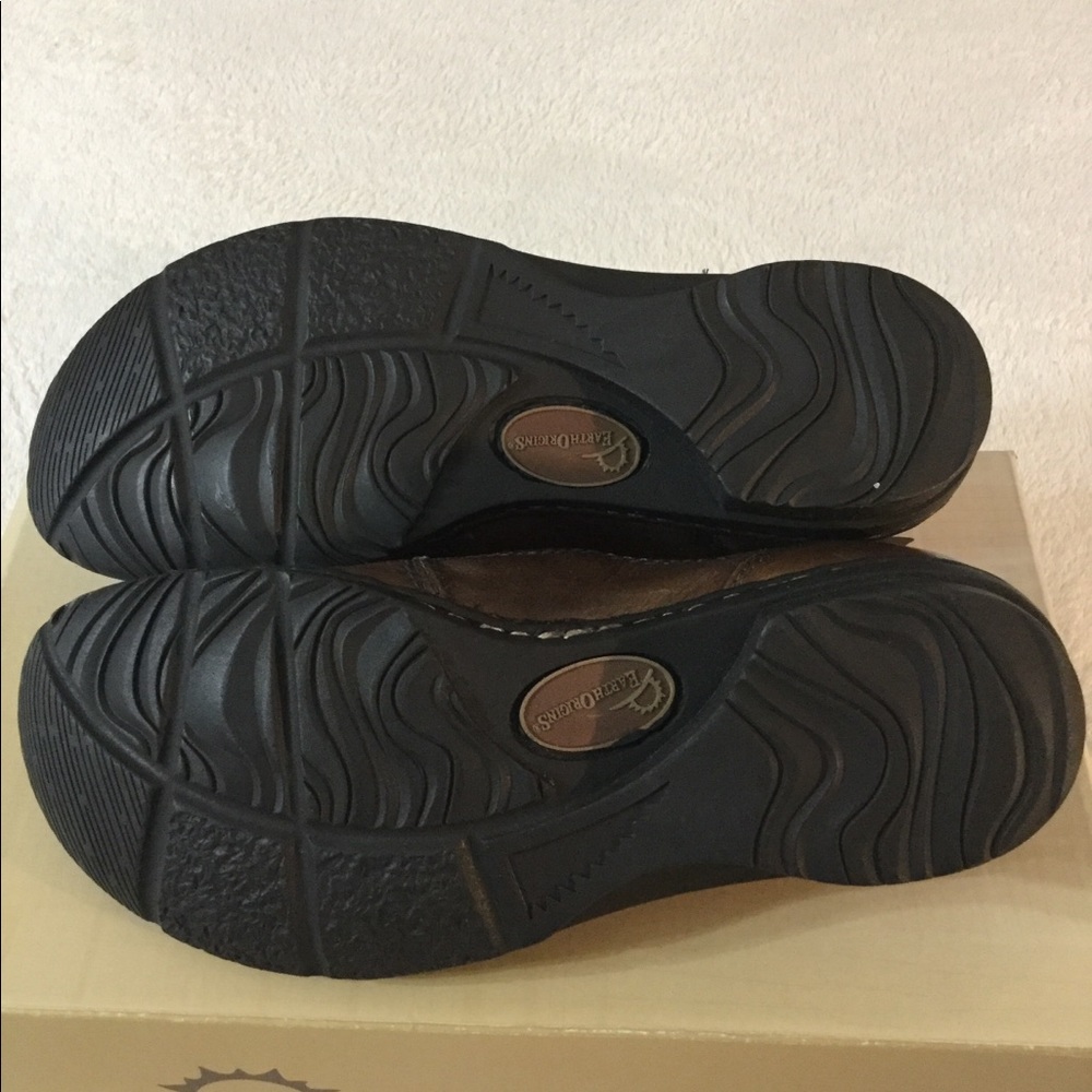 Earth Origins Shoes - Picture 4 of 4